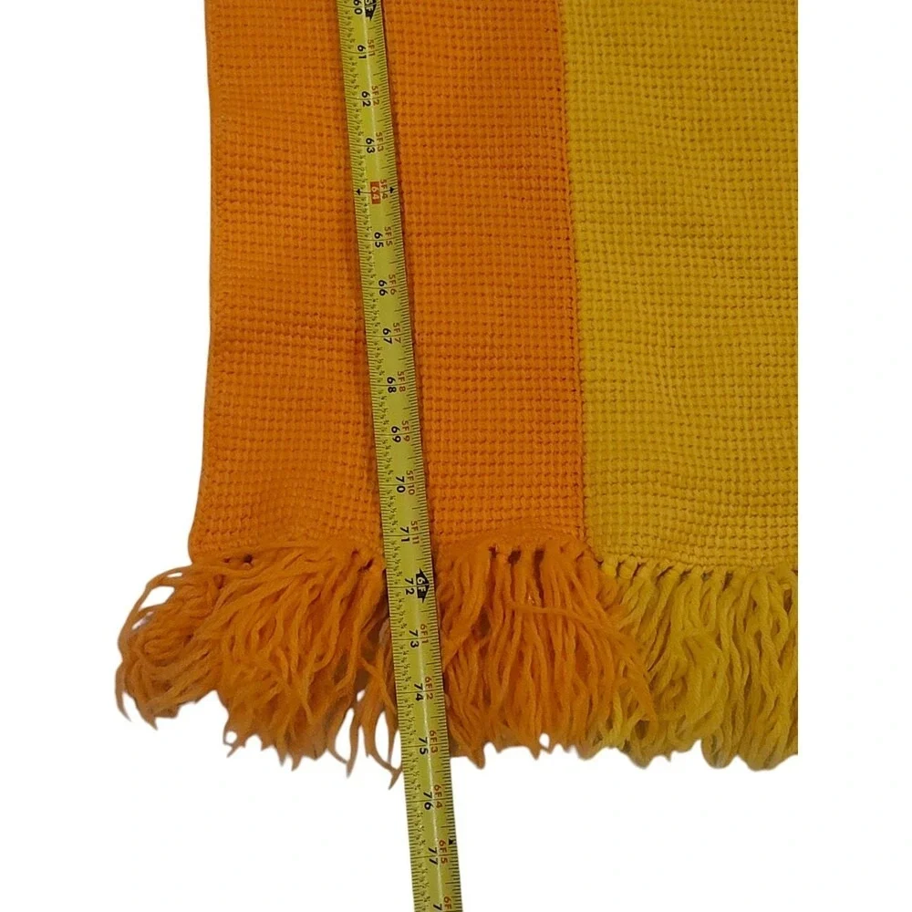 Vintage Handmade Sunflower Knit Throw Blanket‎ Orange Yellow Fringe 76x48 Retro